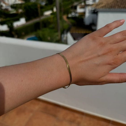 Snake chain bracelet